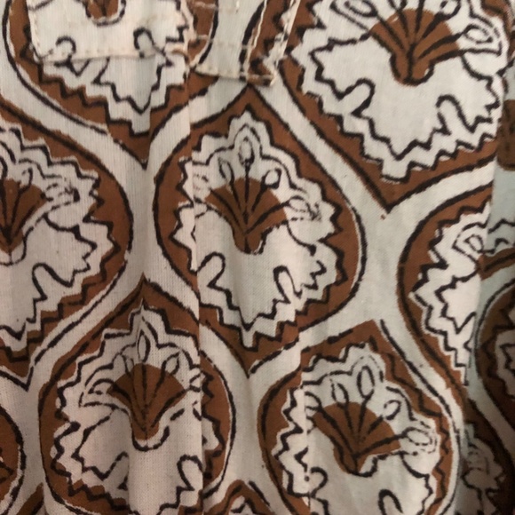 Anna Cate Long Sleeve Brown & White pattern Dress - Picture 2 of 4